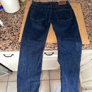 Signature by Levi Strauss & Co. Men’s Slim Taper Jeans